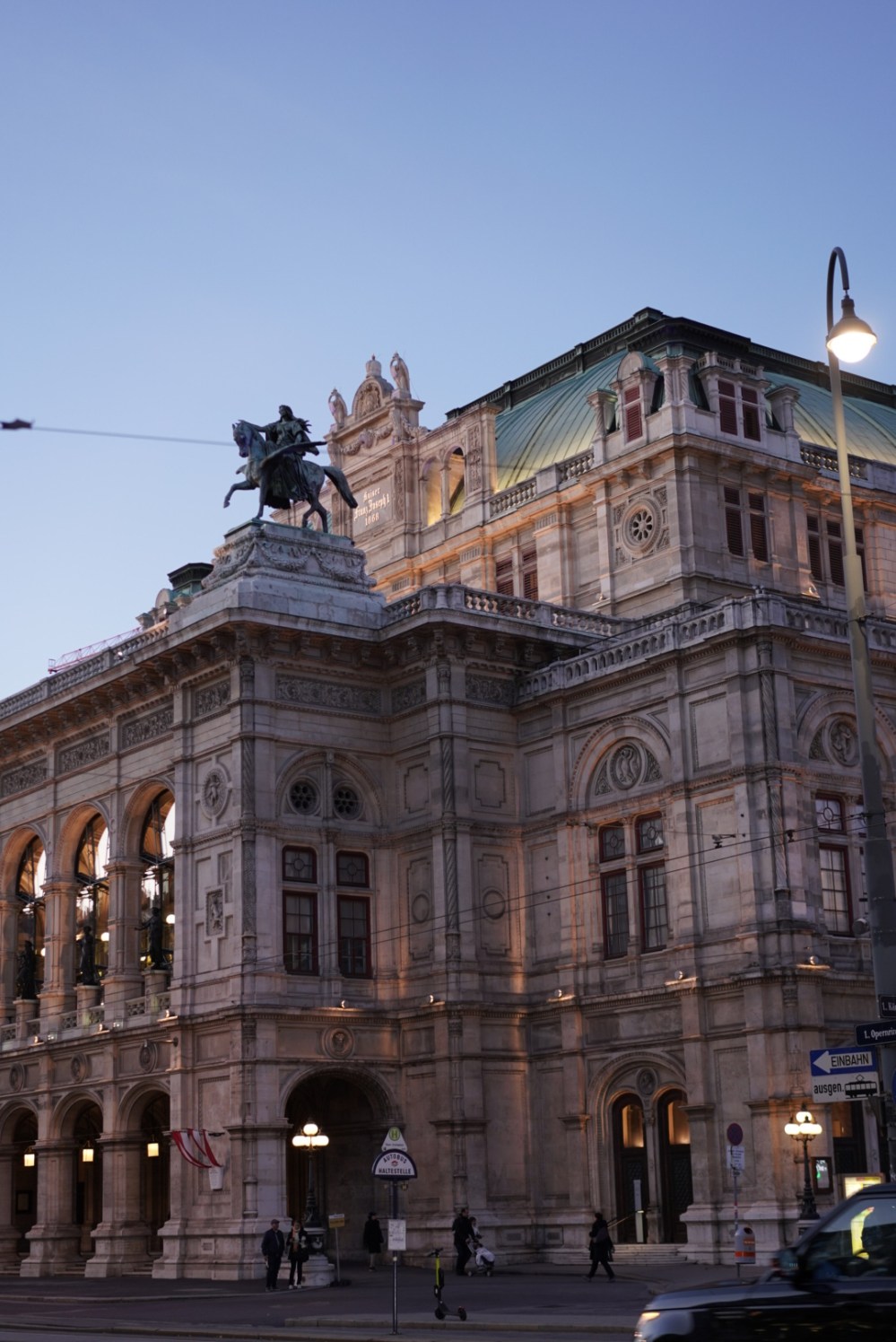 0757A3E3-3C79-401E-875B-BE6ED2D2864B