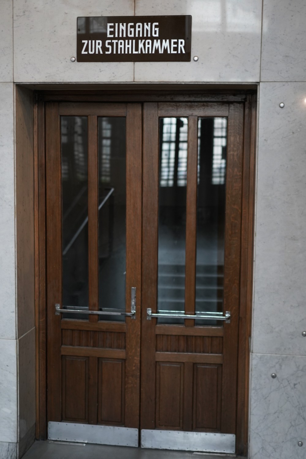 235A06F9-A22D-4B3A-BBDB-1E9553E54208