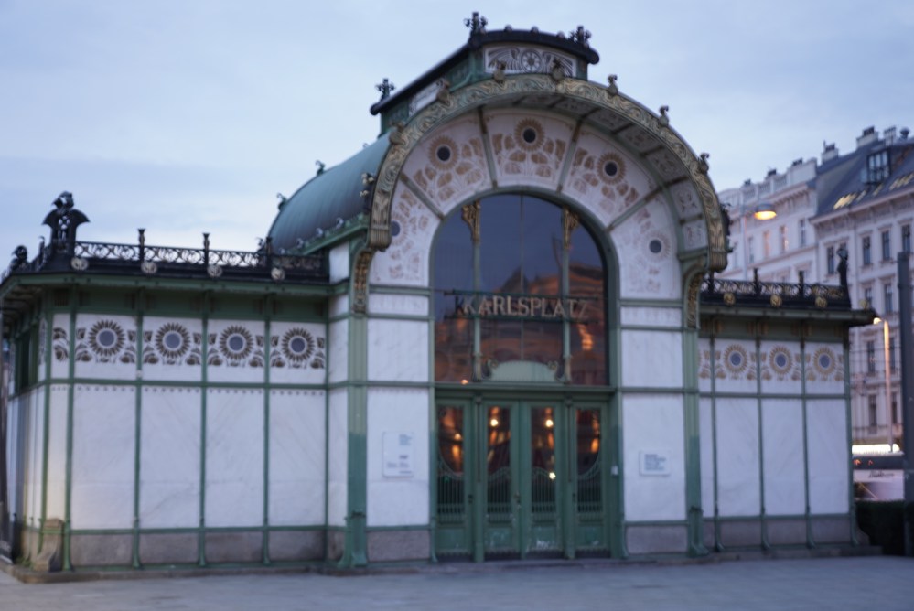 3B344921-B4F9-4161-94B7-168284E0718A