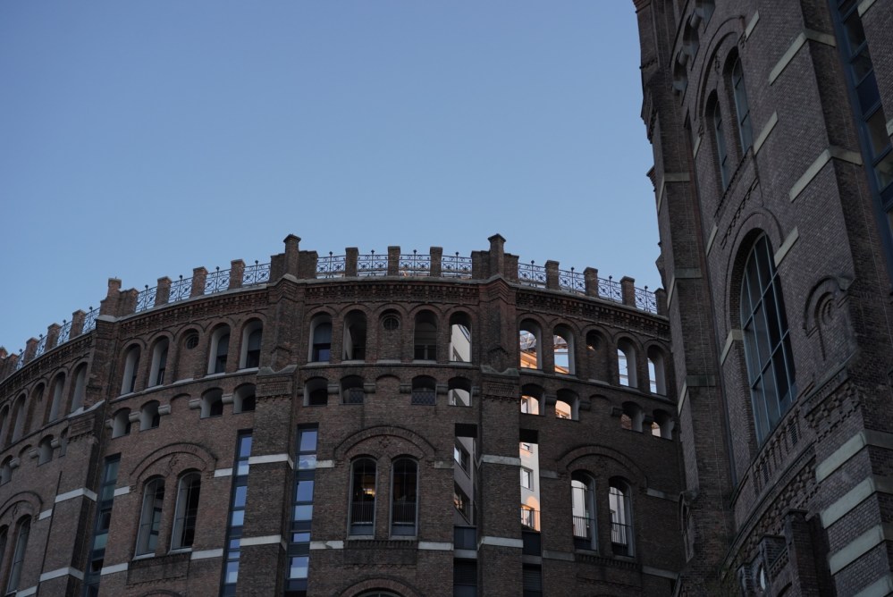 5A1699BB-F7B0-4C25-B1D9-56CF149BD93F