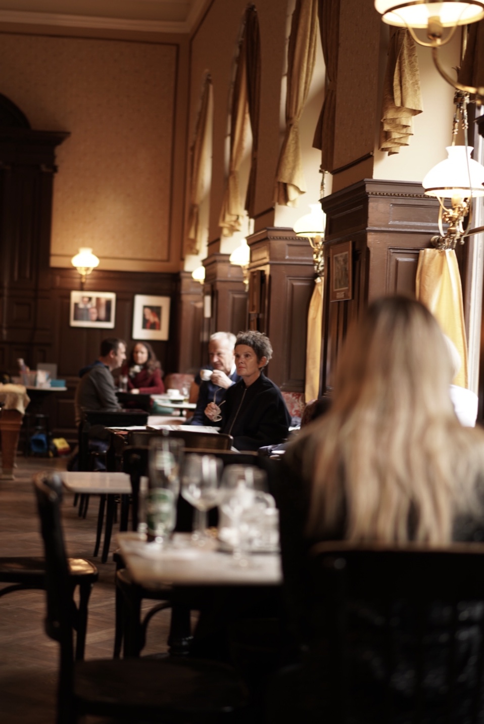 7A2BE673-28F9-4A18-806E-21443A53EEBC