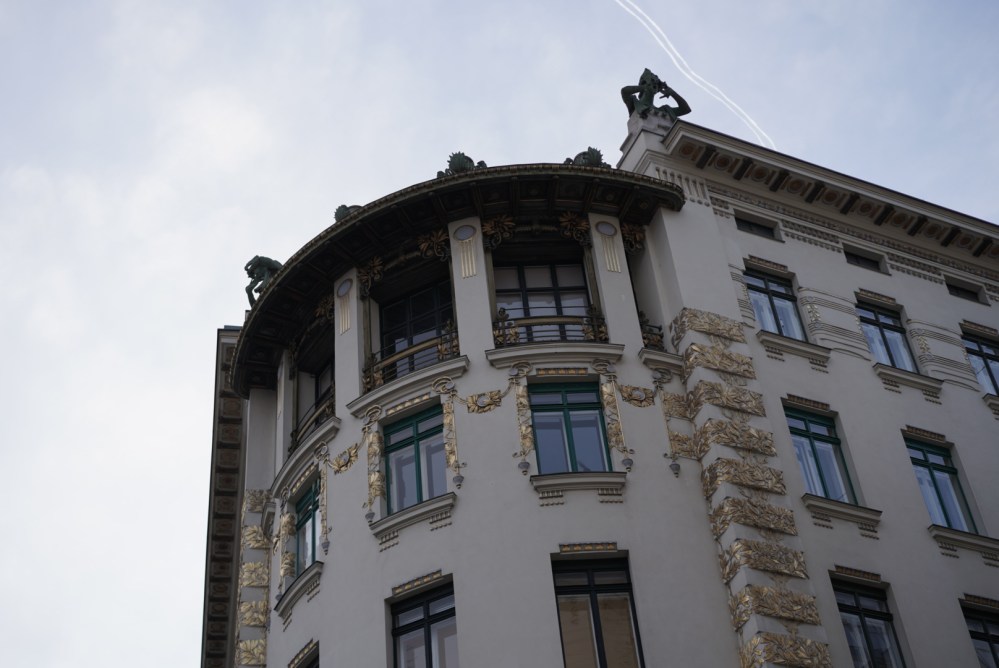 D84072D2-EB15-4244-8EF5-DD049C2BBE30