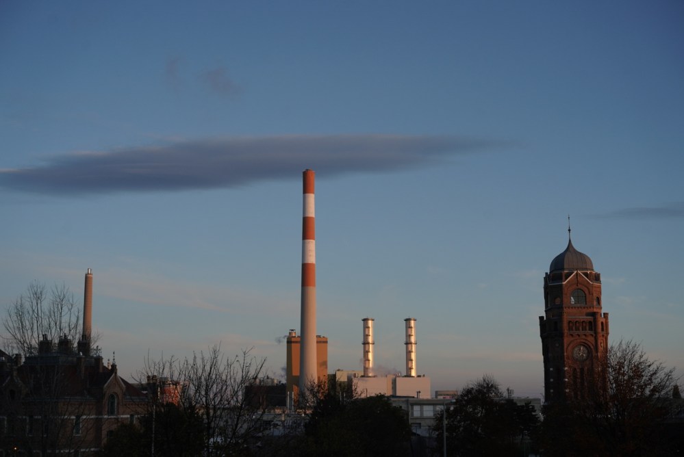 F8FD170B-CA81-4023-9470-699C3AF453AF