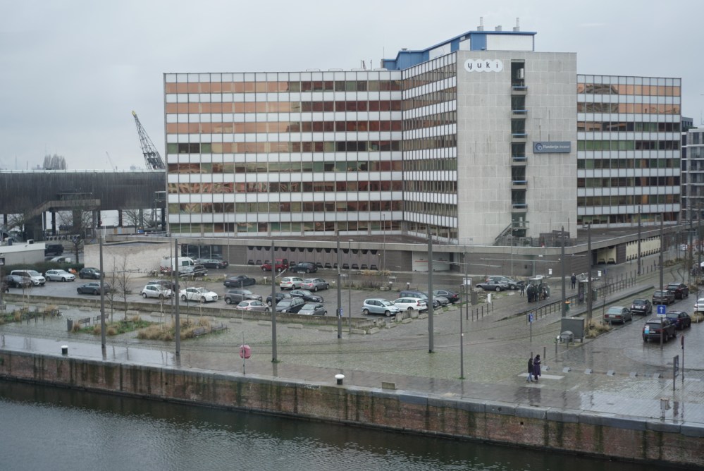 1041F8C5-9EEE-4136-A4CA-DC09BAF1C8CC