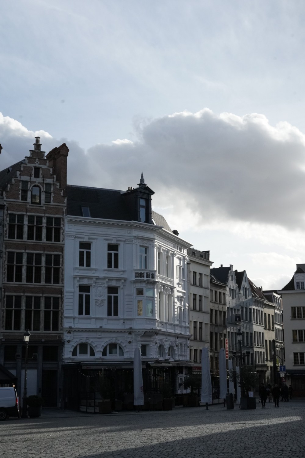 12F5D256-0432-462B-81A0-FB0CE66E7C92