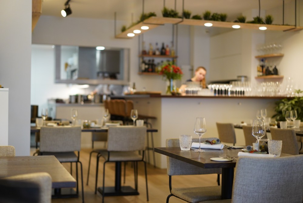 5942A151-3609-435A-ADF7-D14C2913A84B