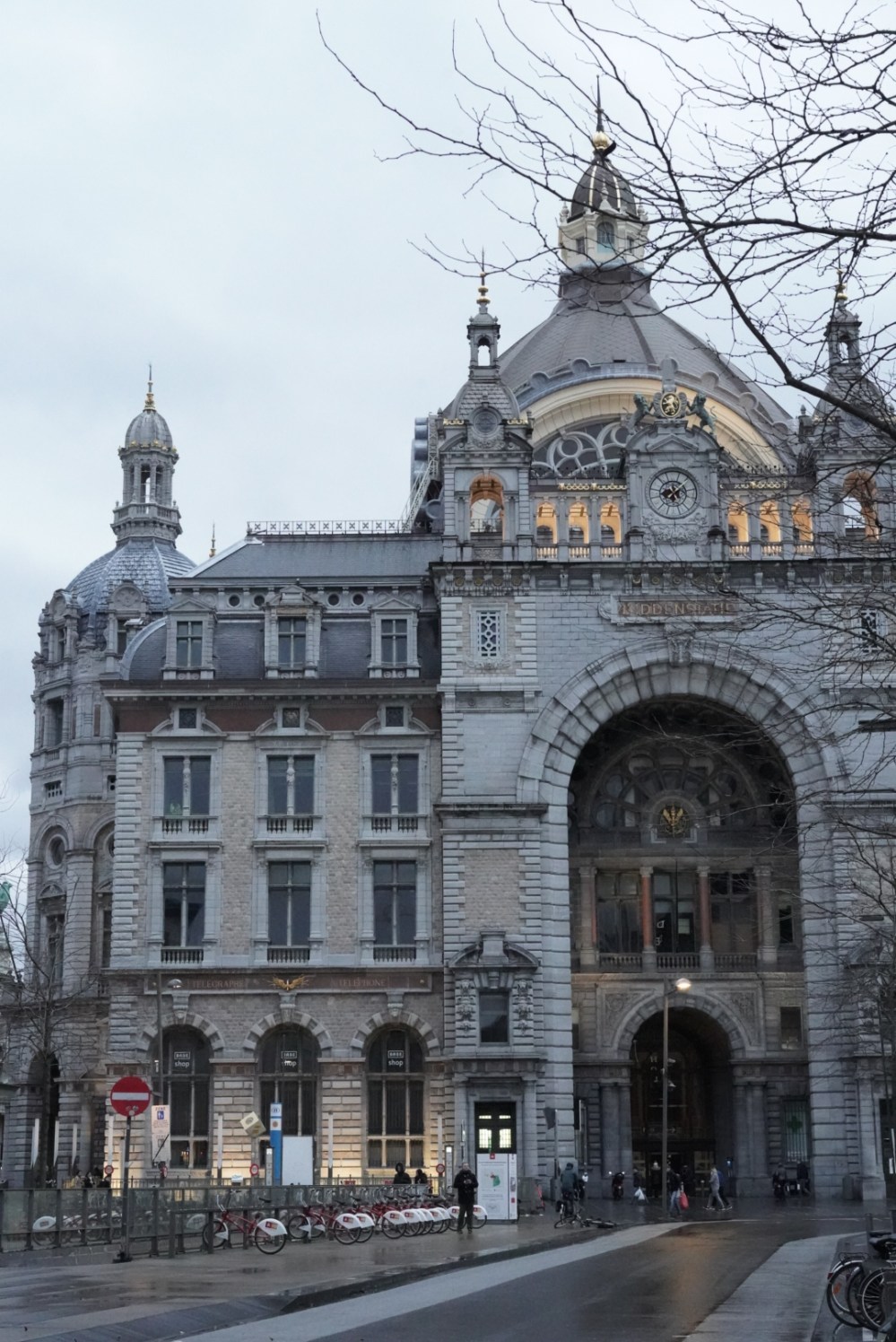 60B07788-08E8-4AD4-B702-9F8973117104