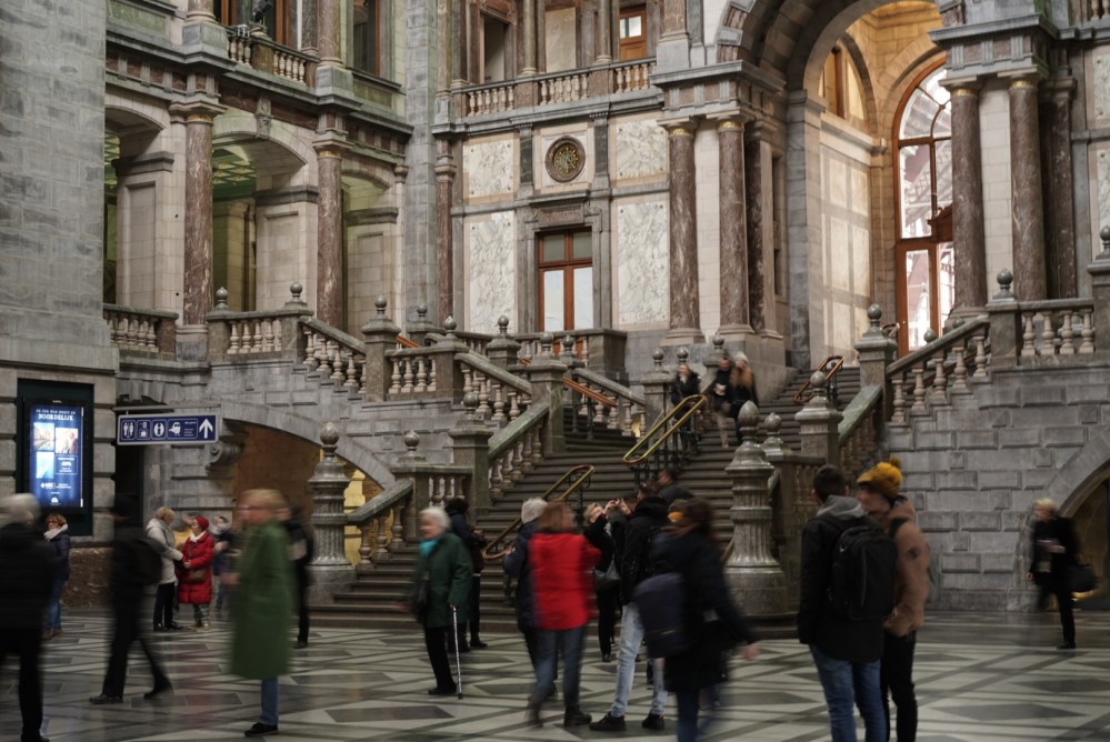 803CFD2C-1661-4BCE-8D18-828E6B80F299