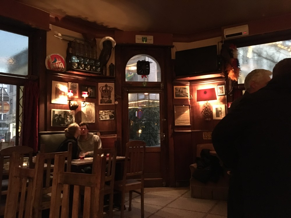 B19D2FF5-7ACC-4316-9D00-640E1347CC2A