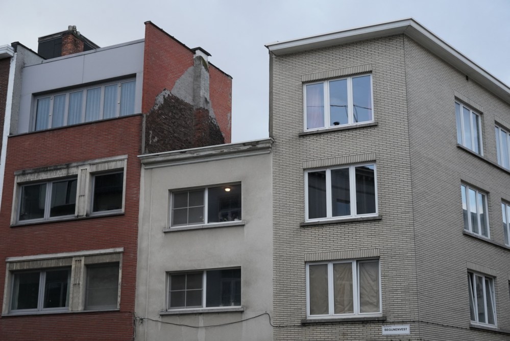 B322D9DC-5B5D-4E13-A4F2-EC9FF4C26138