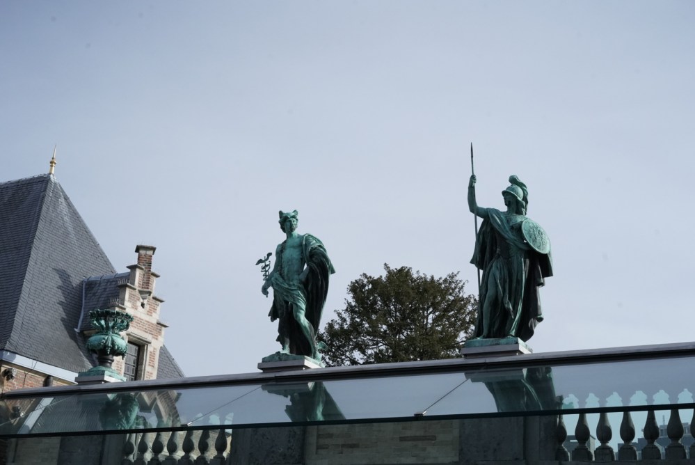 BB977044-6653-4AF1-A99D-B71EBB443B81