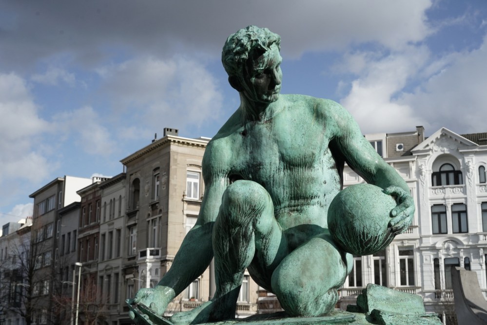 C54B90F1-A5B1-44D6-83CB-30FDE19FDAEF