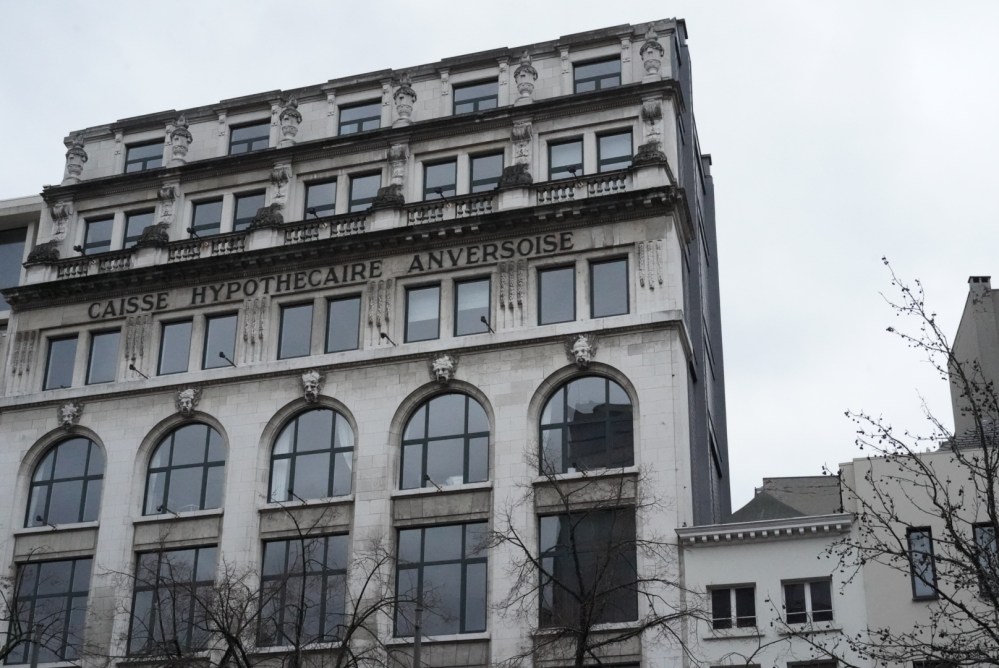 D5E18294-A18E-4CED-8B3C-FF168865F38B