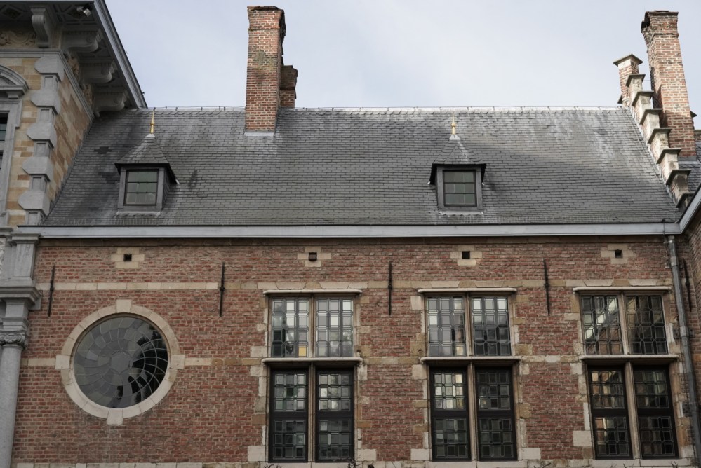 D8B418D4-AFA0-4364-9AFD-8E8D43FE8CC2