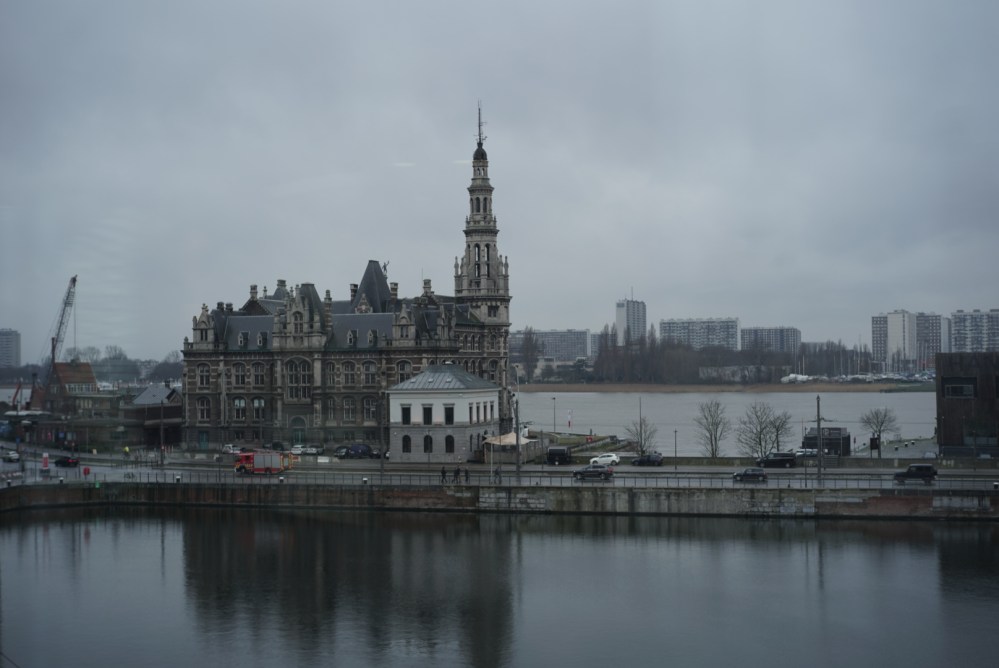 EC11CA9D-0F65-457A-B09D-27F2017FF746