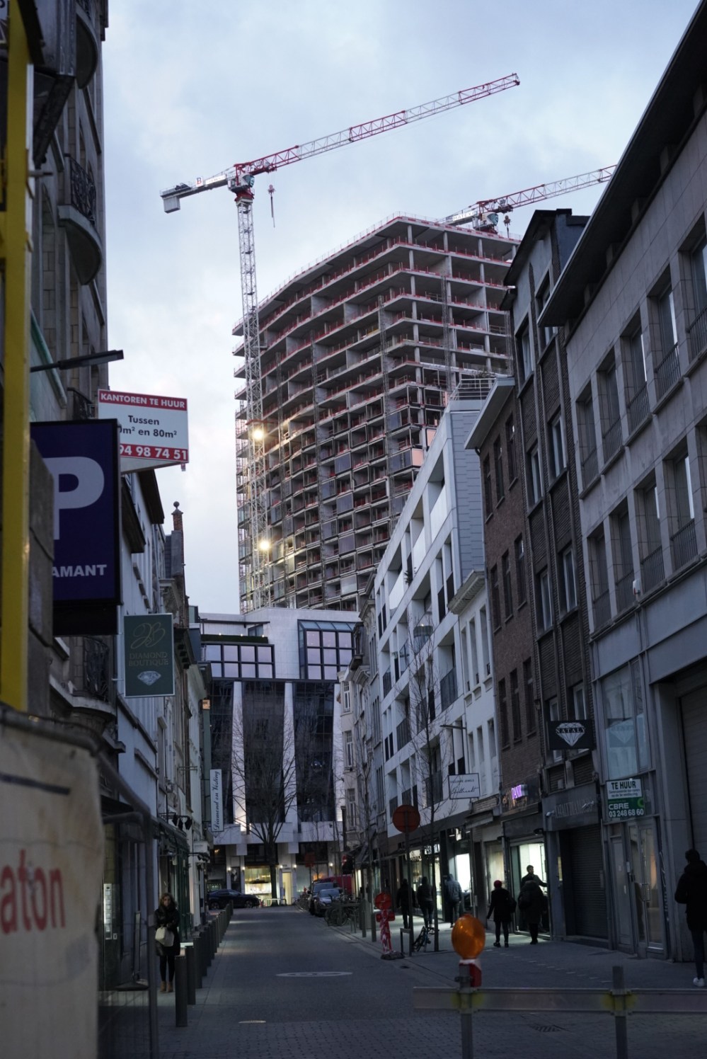 EF6AEE47-B806-4330-B8E9-EE0BF99D0A00