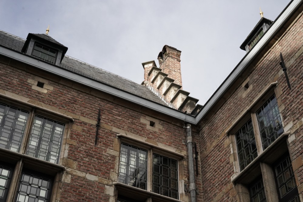 F23680DA-AED3-4528-AA0F-BBAFD2F0EA37